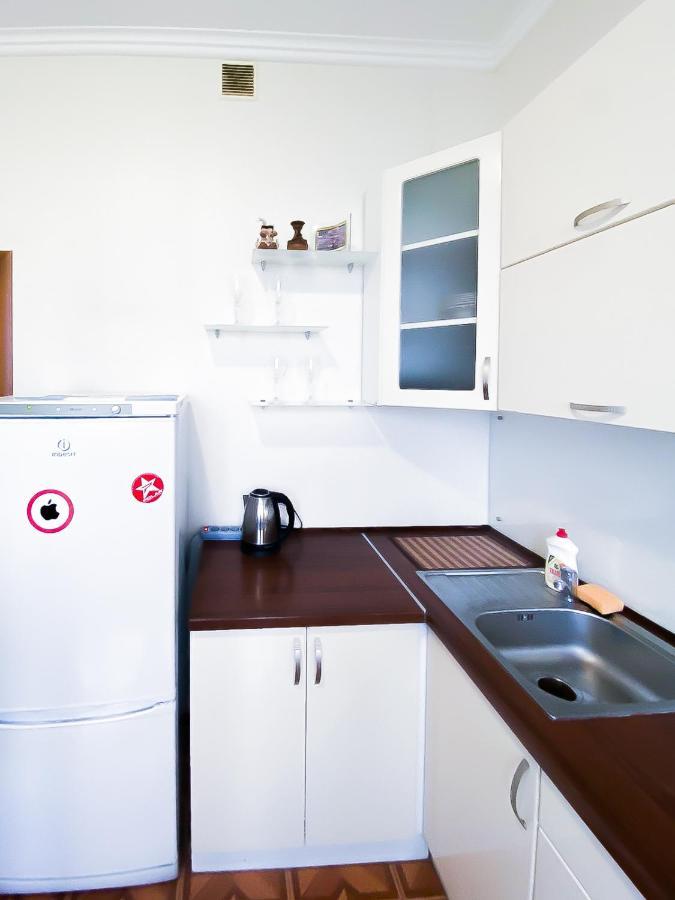 Rent 2 Min Metro Chernihivska *