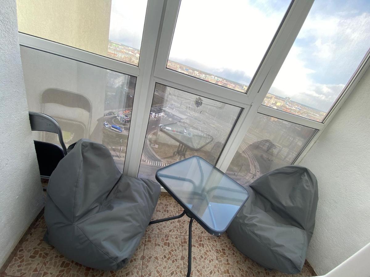 Rent 2 Min Metro Chernihivska Апартаменты Киев